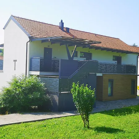 Martinus-V Apartment Sveti Martin Na Muri Exterior photo